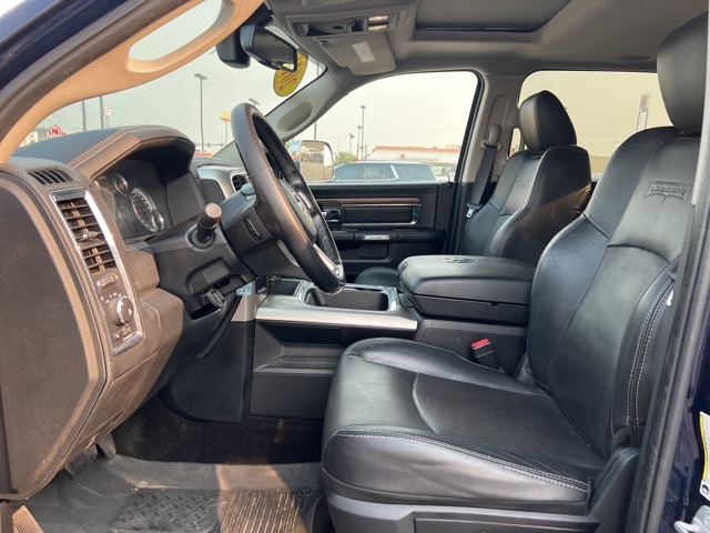 2016 Ram 2500 Laramie photo 9
