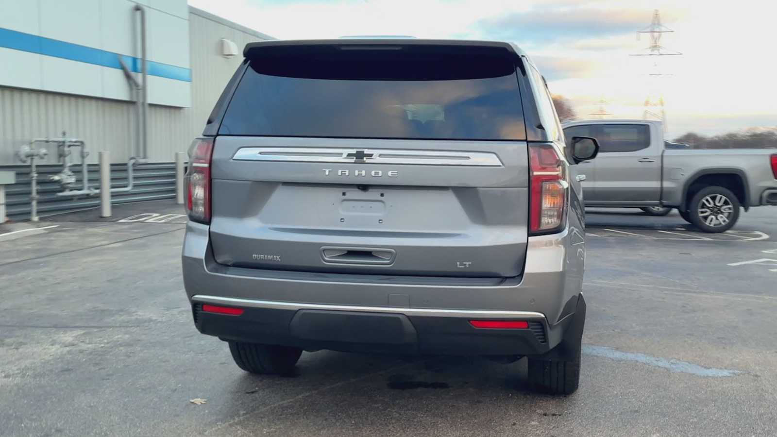 2021 Chevrolet Tahoe LT photo 3