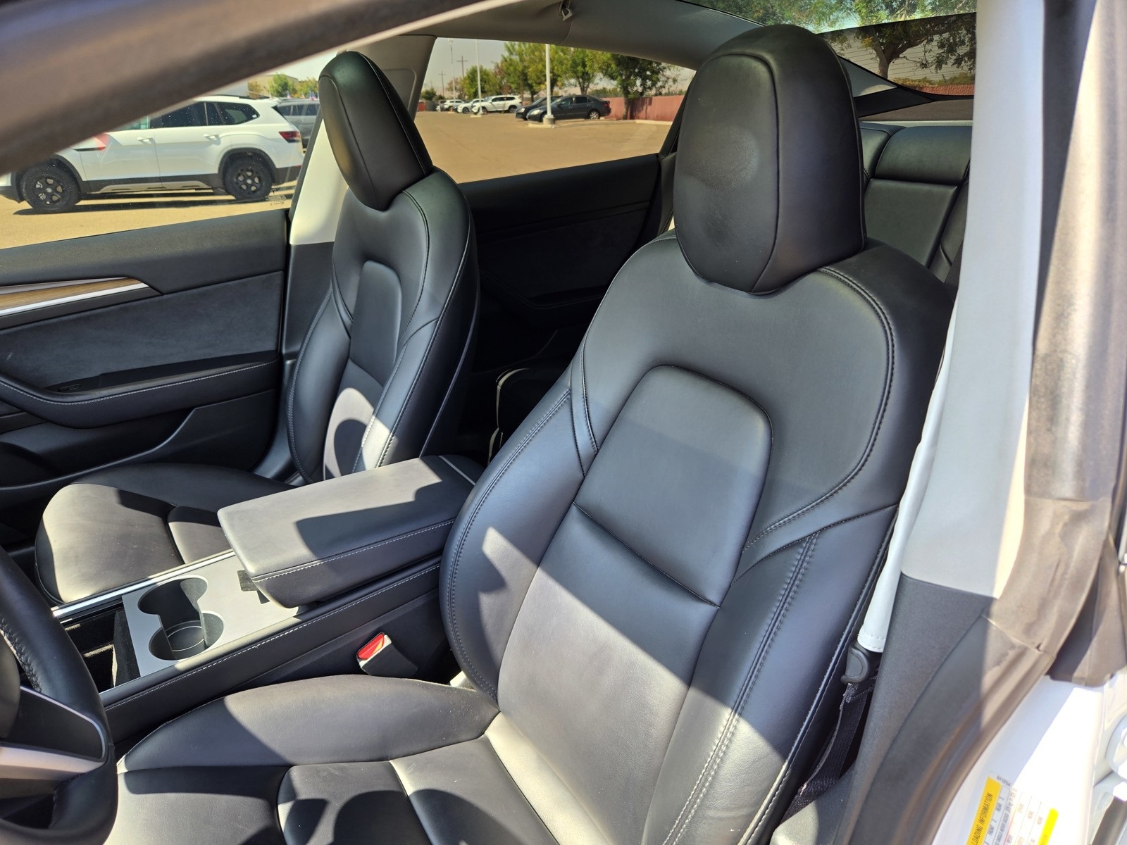 2023 Tesla Model 3 photo 14