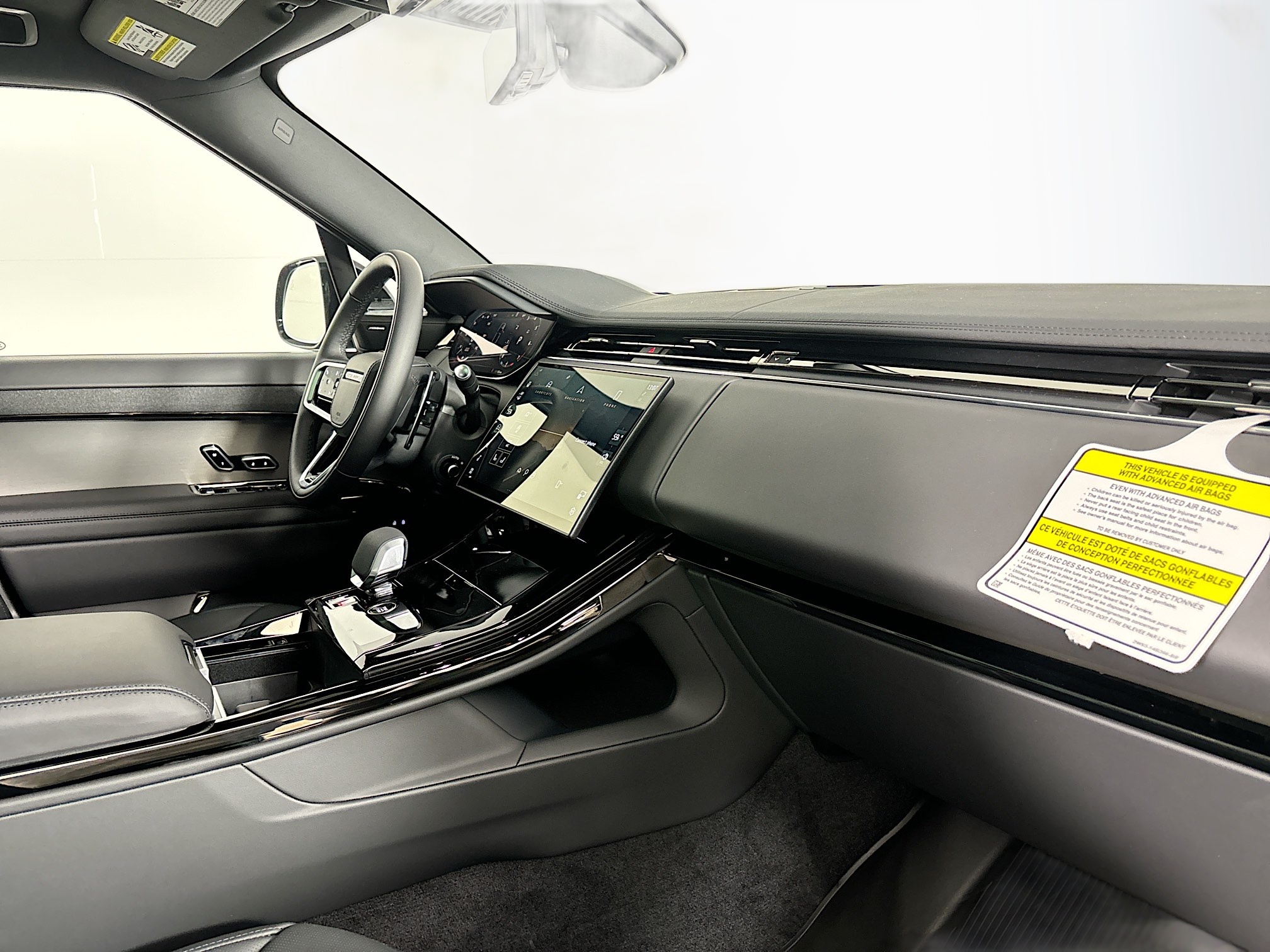 2025 Land Rover Range Rover Sport SE photo 25