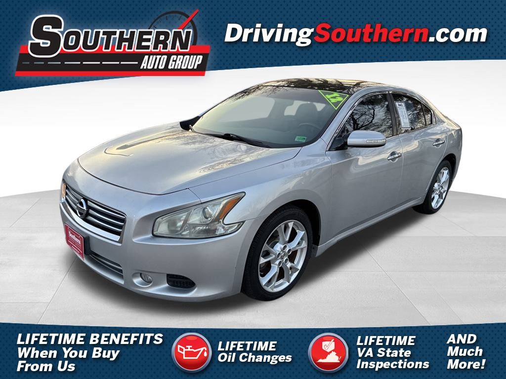 2012 Nissan Maxima SV's photo
