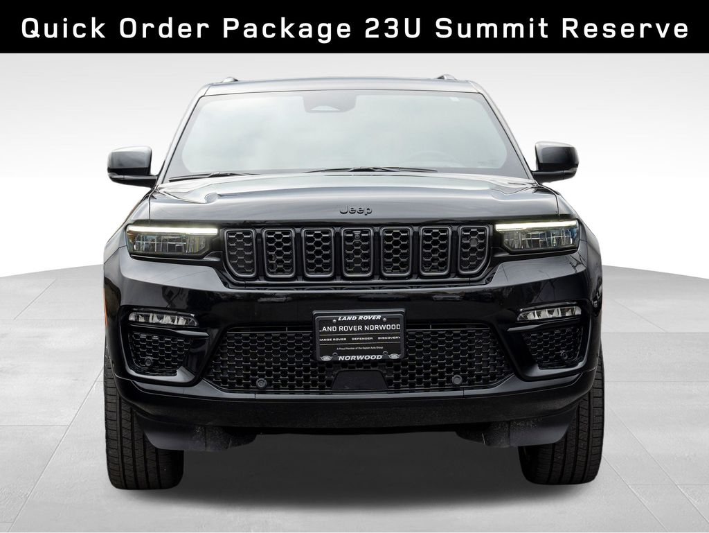 2025 Jeep Grand Cherokee Summit photo 2