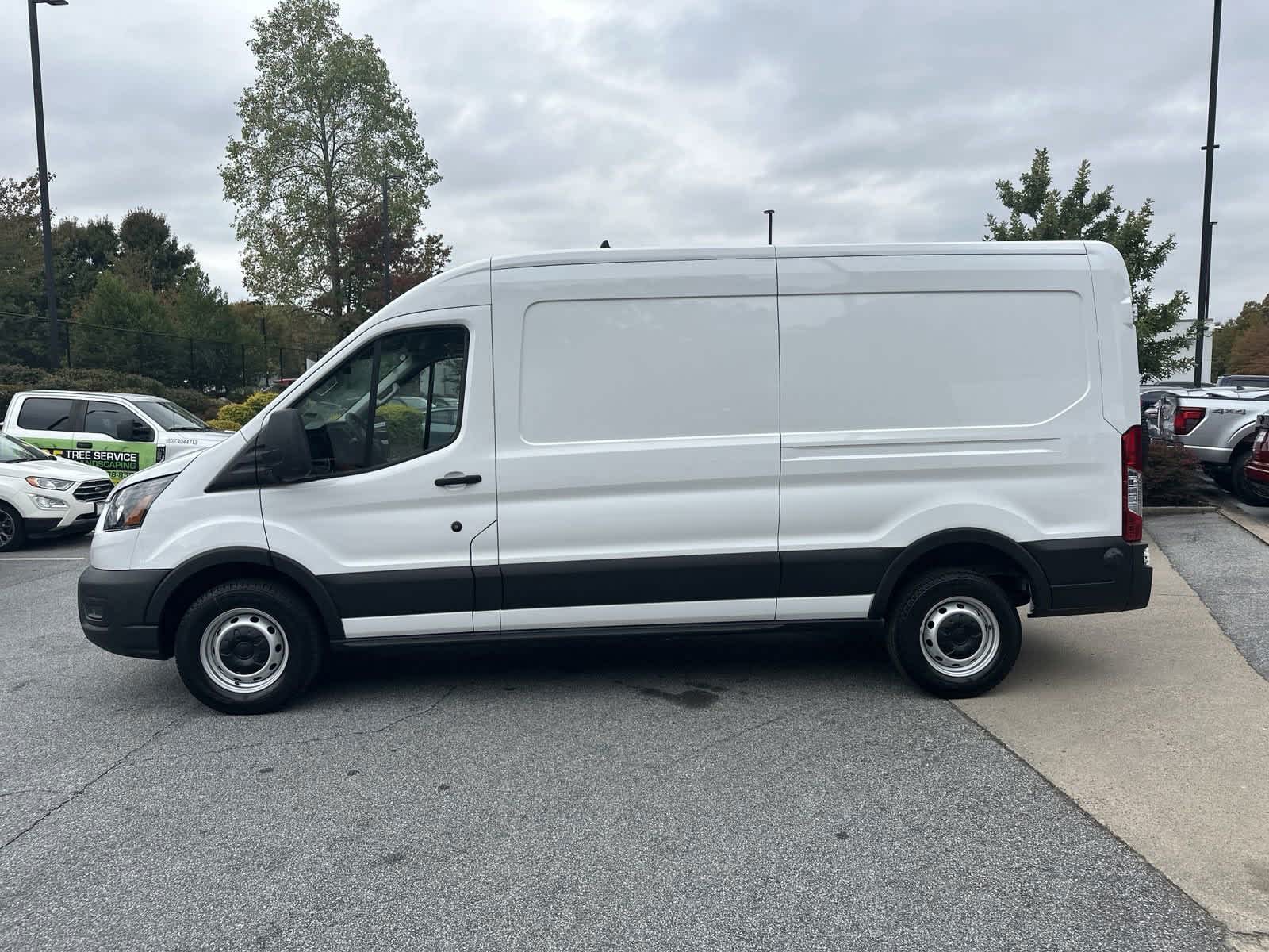 2024 Ford Transit Cargo Van photo 3