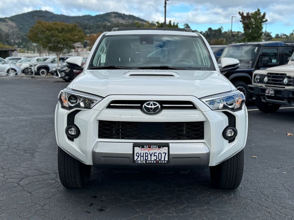 2023 Toyota 4Runner TRD Off-Road Premium photo 2