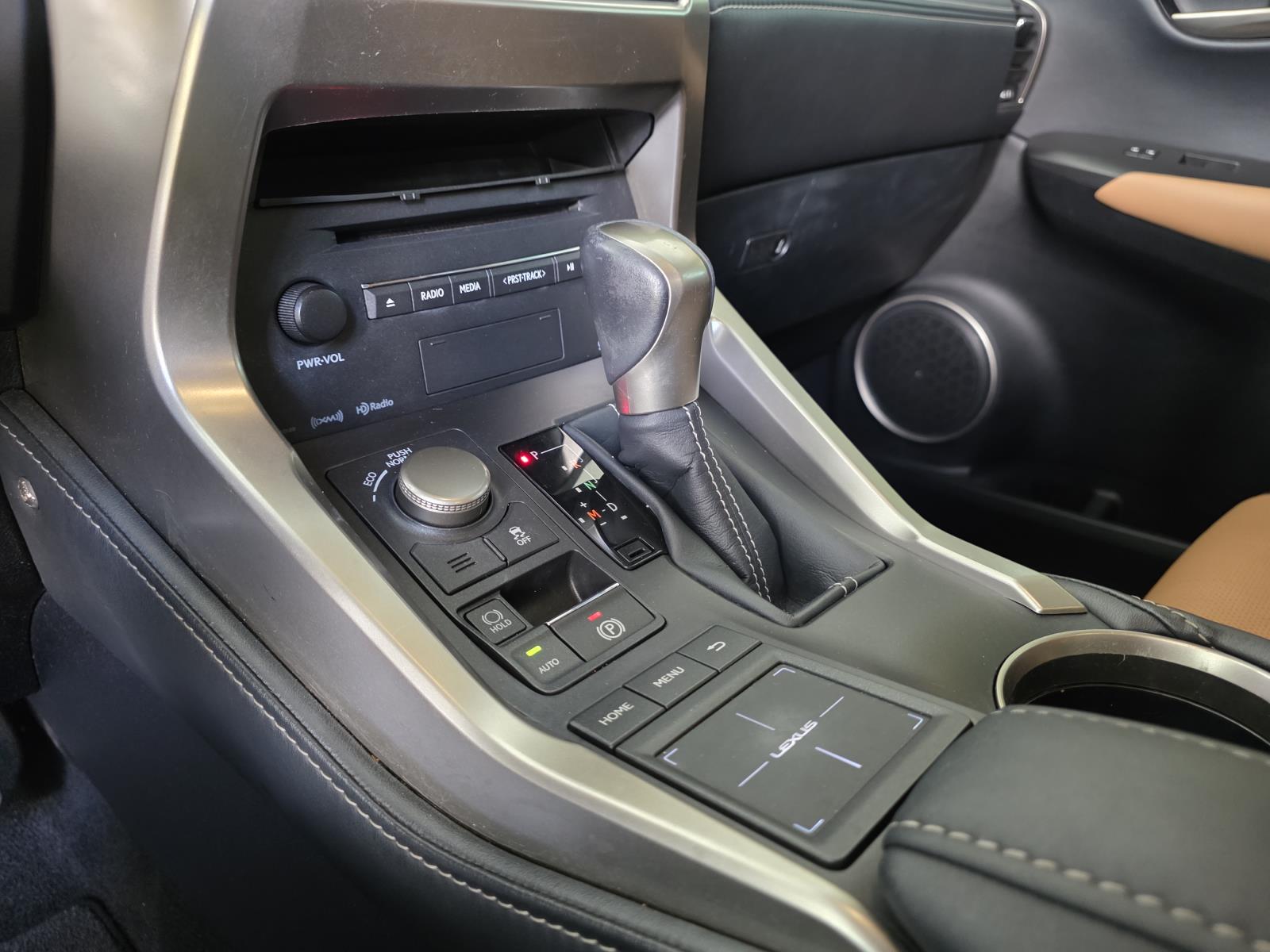 2017 Lexus NX 200t Luxury photo 18