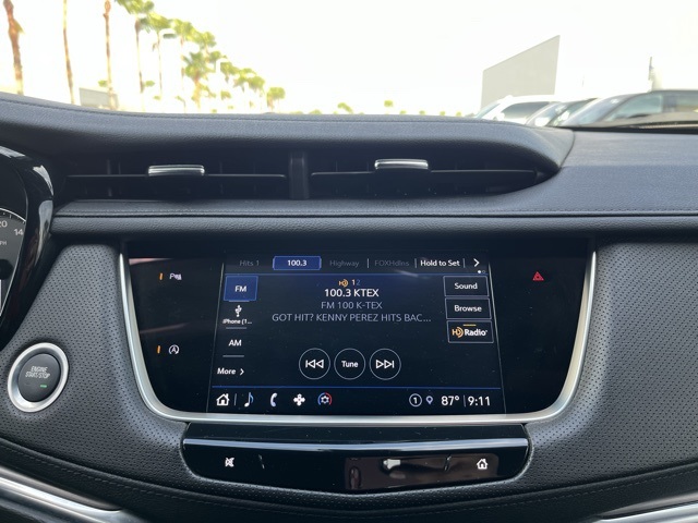 2023 Cadillac XT5 Luxury photo 12
