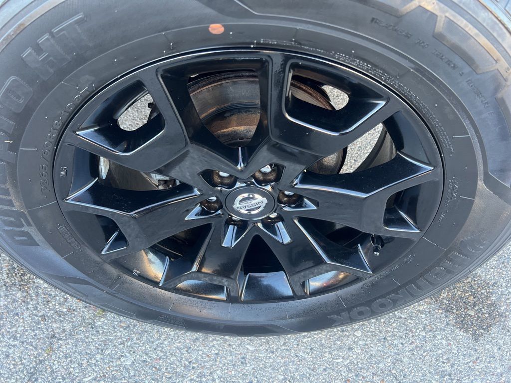 2021 Nissan Frontier Crew Cab photo 34
