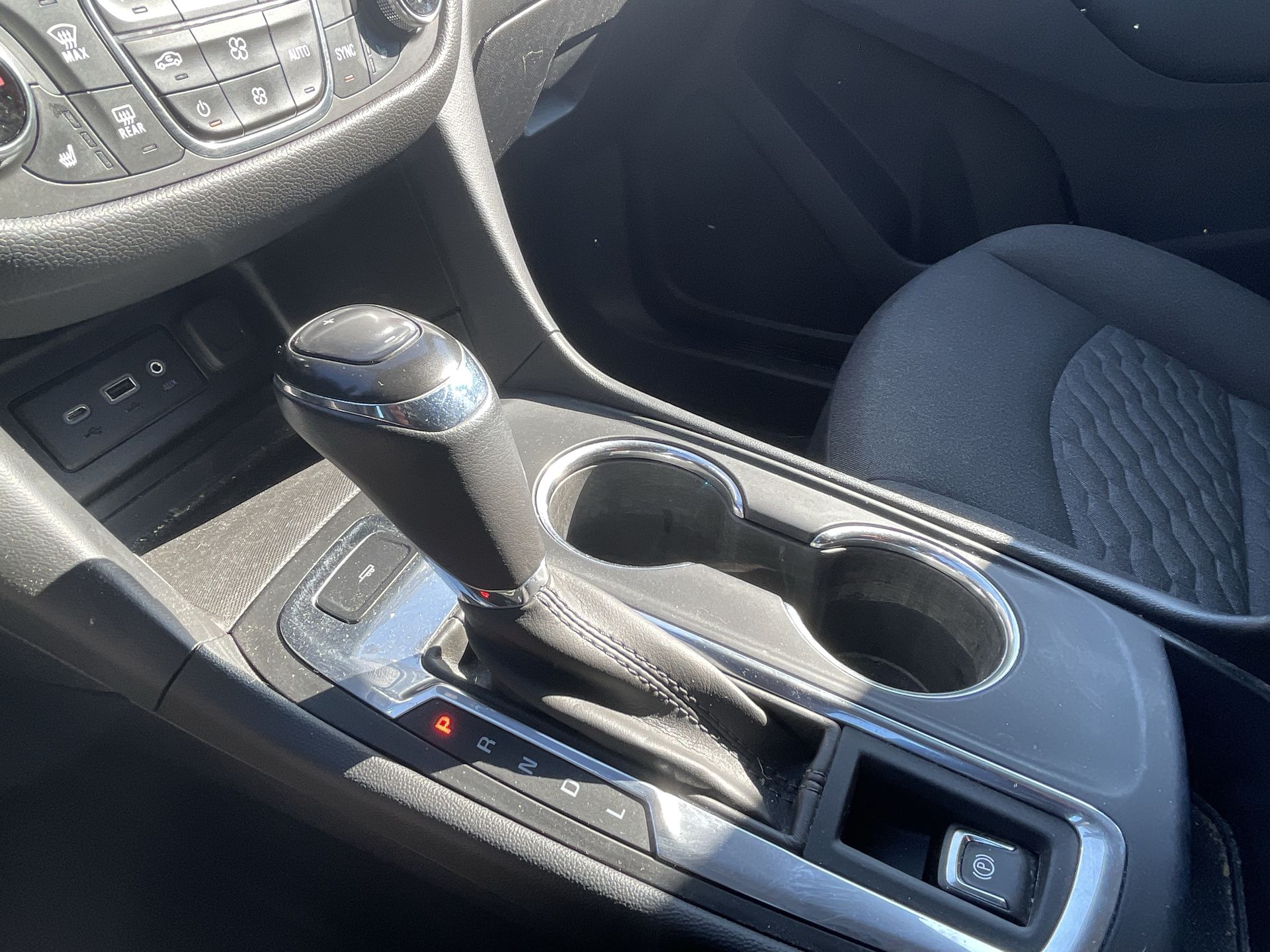 2019 Chevrolet Equinox LT photo 45