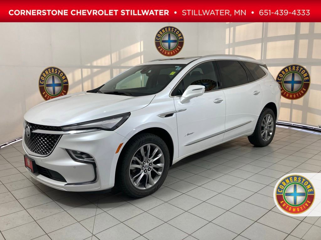 2024 Buick Enclave Avenir's photo
