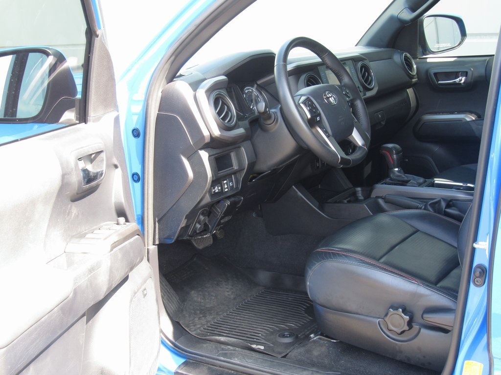 2019 Toyota Tacoma TRD Pro photo 11
