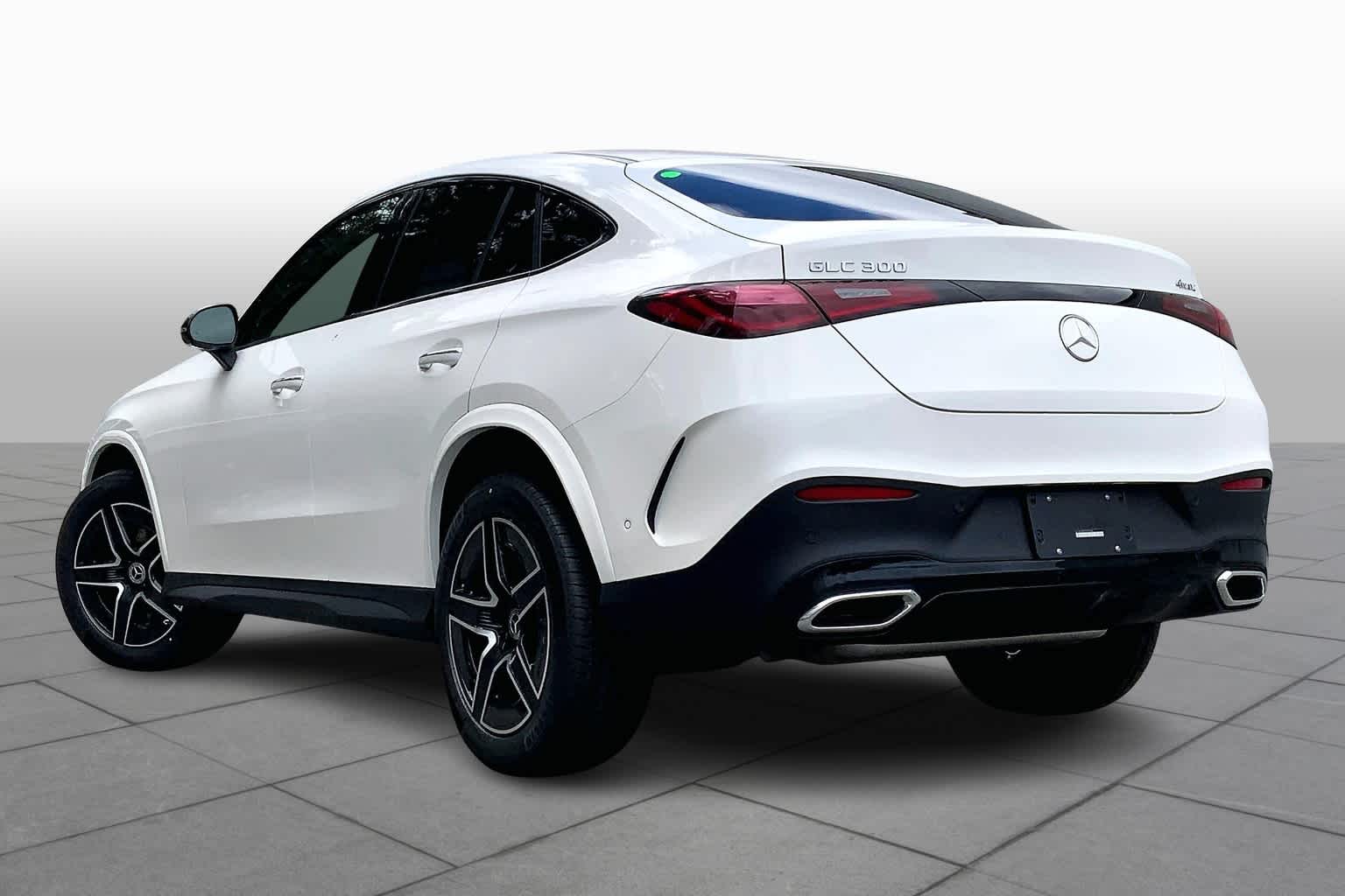 2025 Mercedes Benz GLC 300 4MATIC photo 4