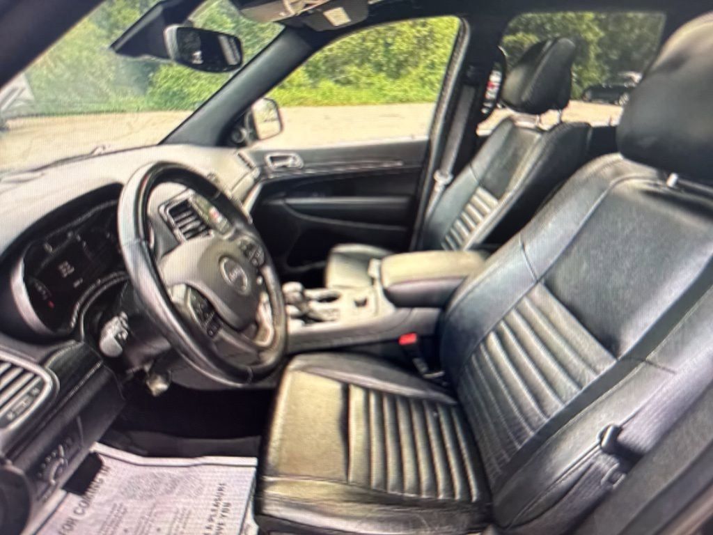 2022 Jeep Cherokee Laredo X photo 4