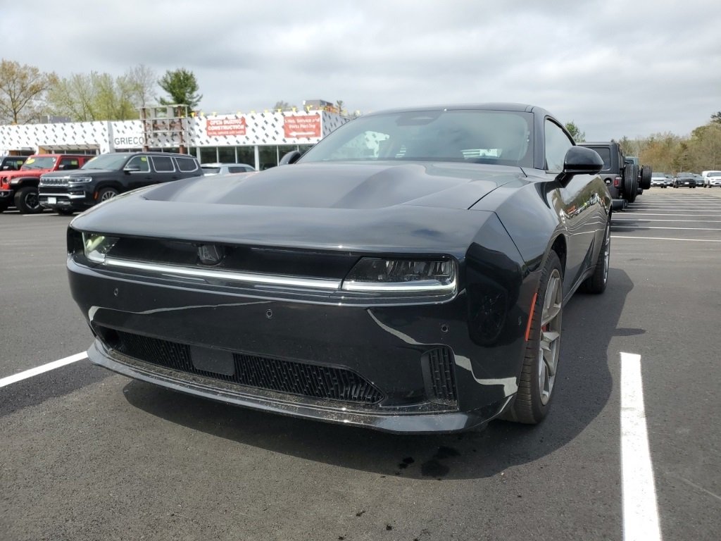 2025 Dodge Charger R/T Scat Pack photo 2