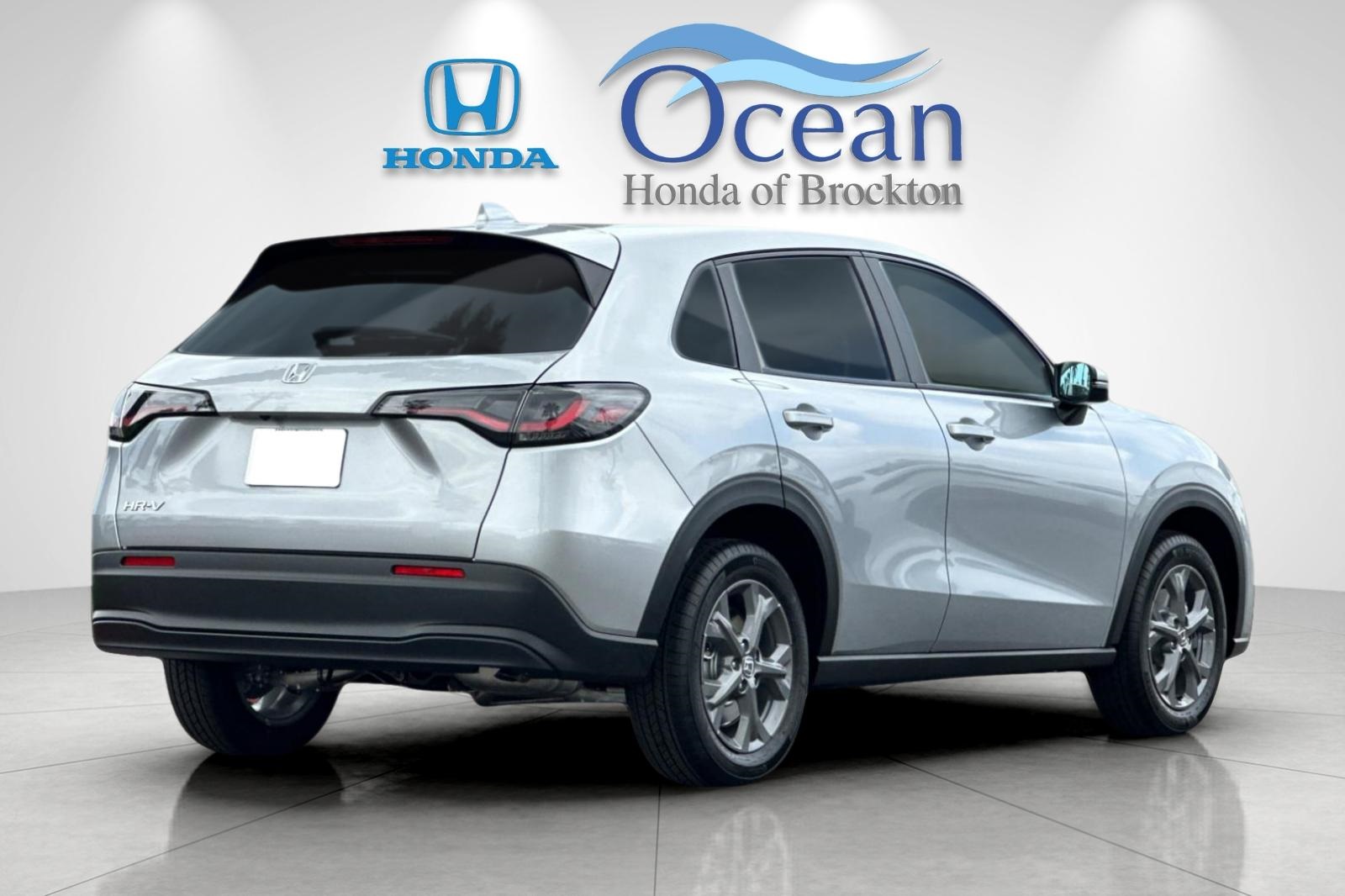 2026 Honda HR-V LX photo 4