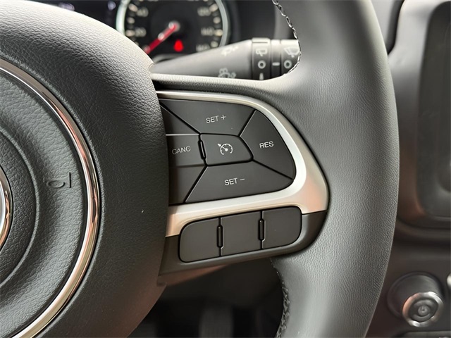 2021 Jeep Renegade Latitude photo 5