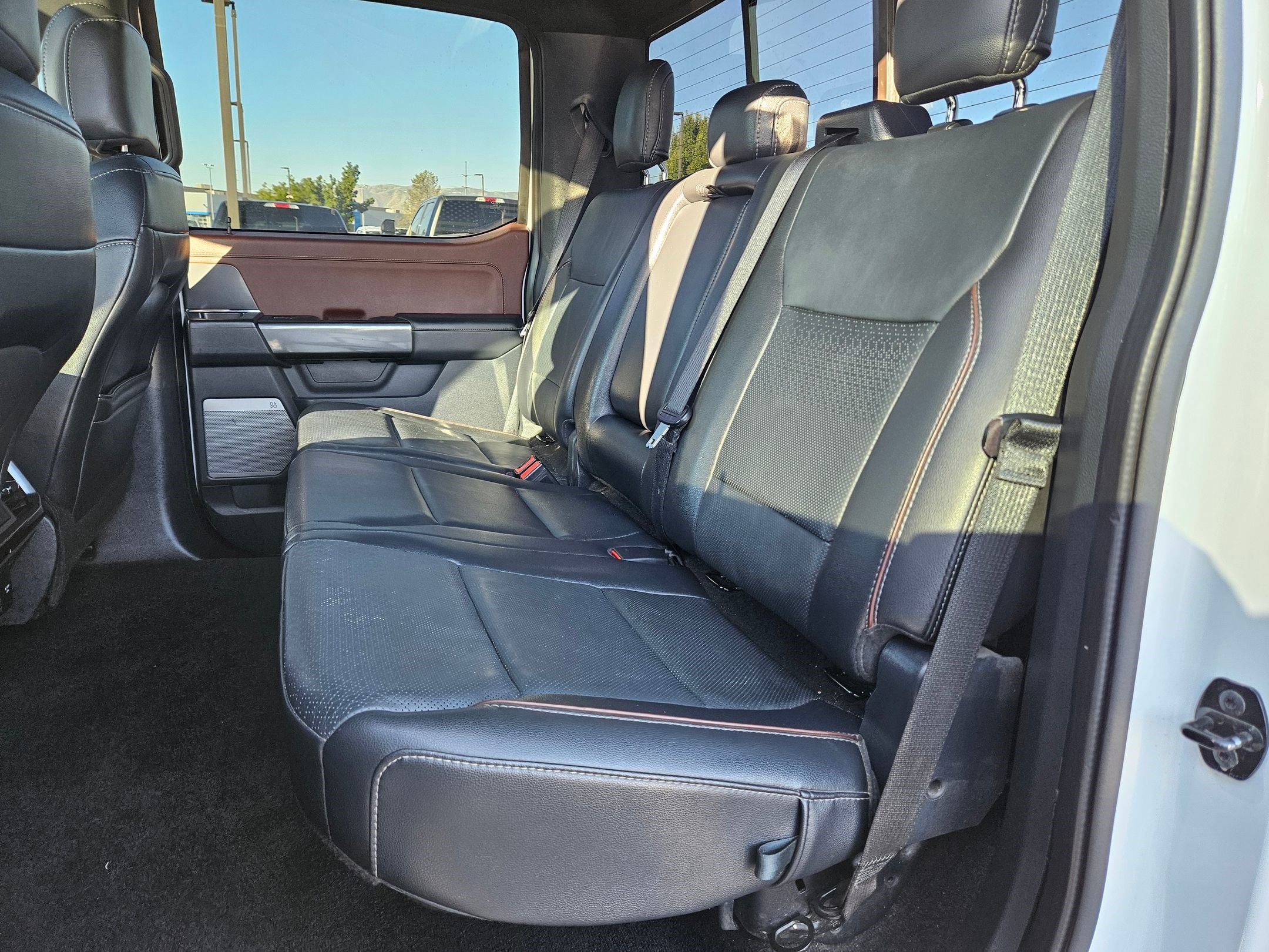 2021 Ford F-150 Lariat photo 25