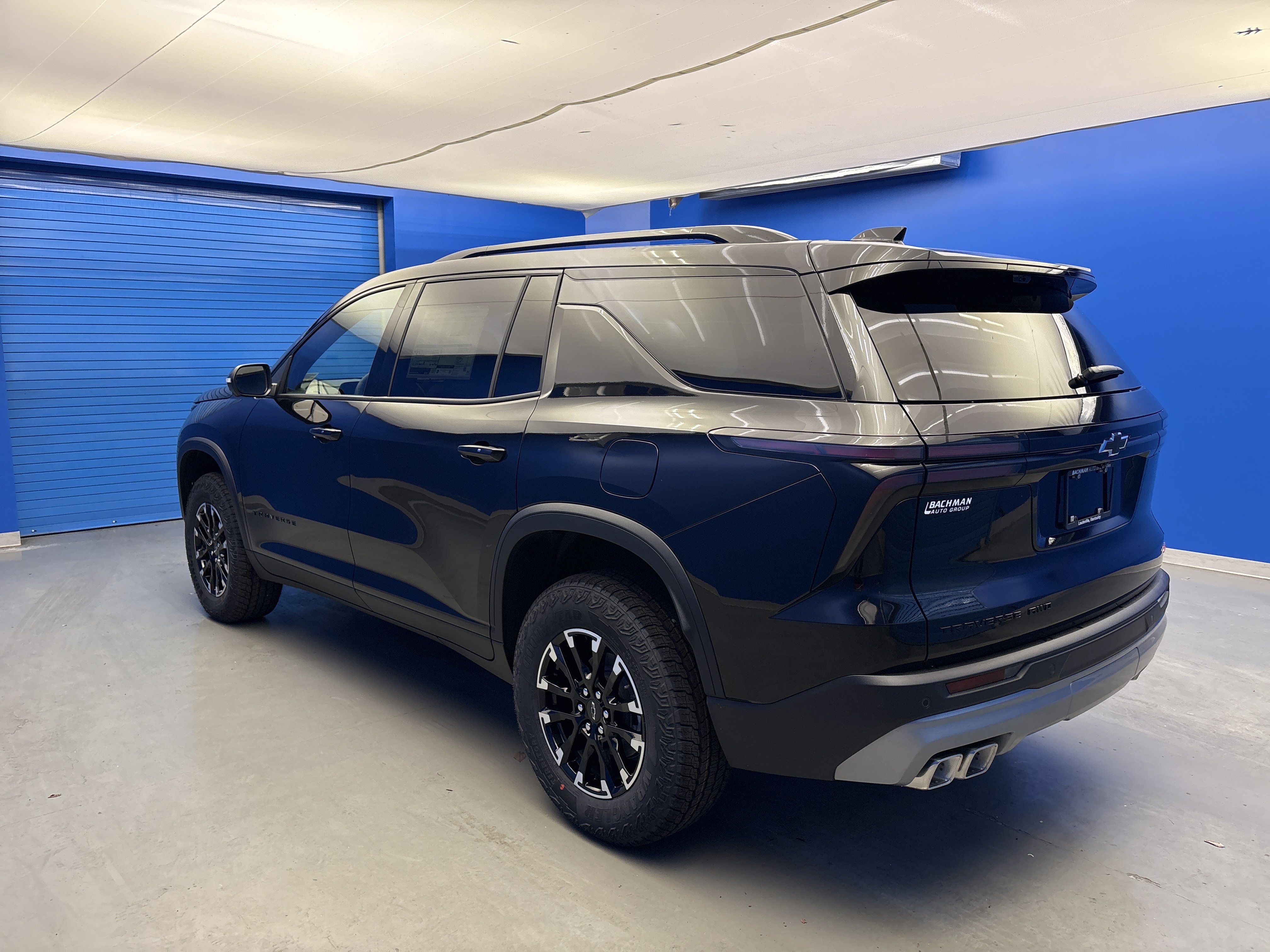 2026 Chevrolet Traverse Z71 photo 3