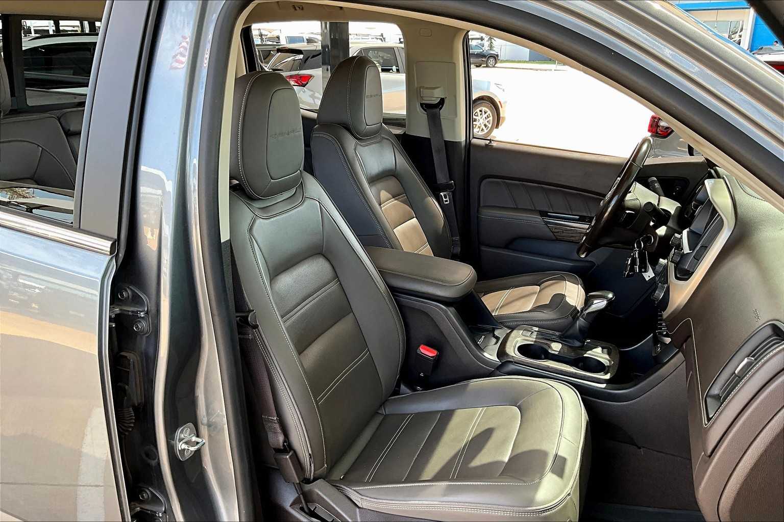 2022 Gmc Canyon Denali photo 8