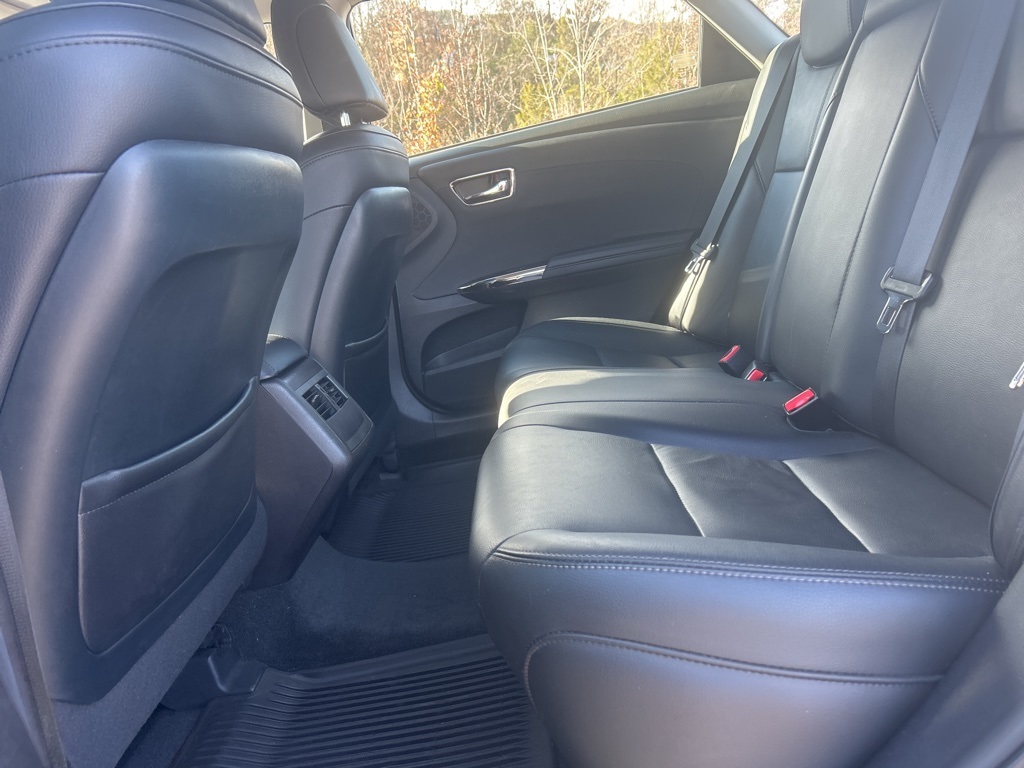 2017 Toyota Avalon Hybrid XLE Premium photo 4