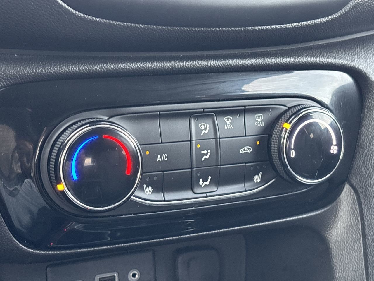 2023 Buick Encore GX Preferred Sport photo 18