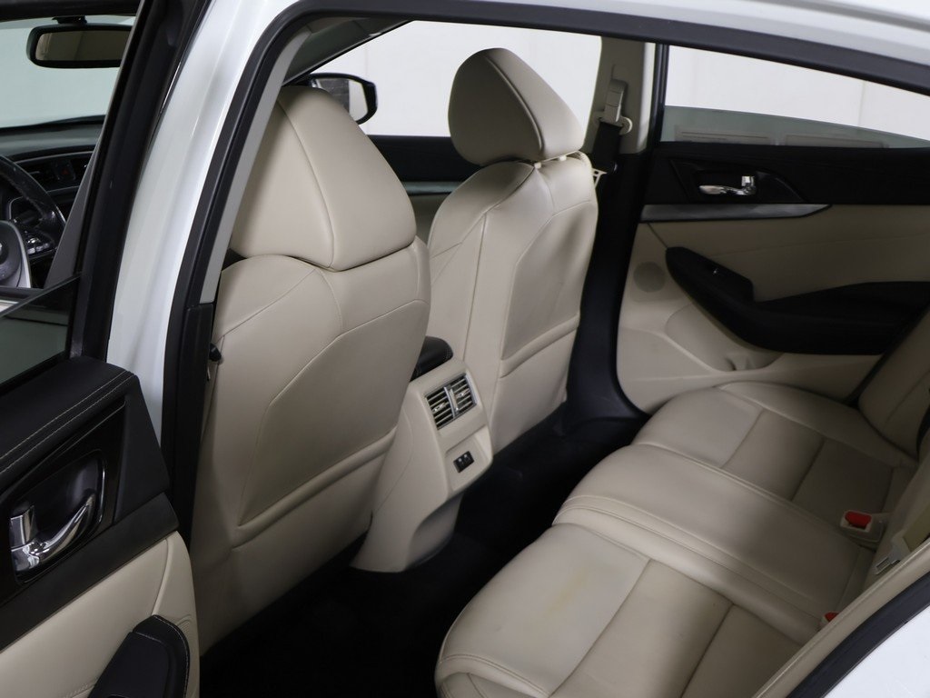 2019 Nissan Maxima SL photo 30