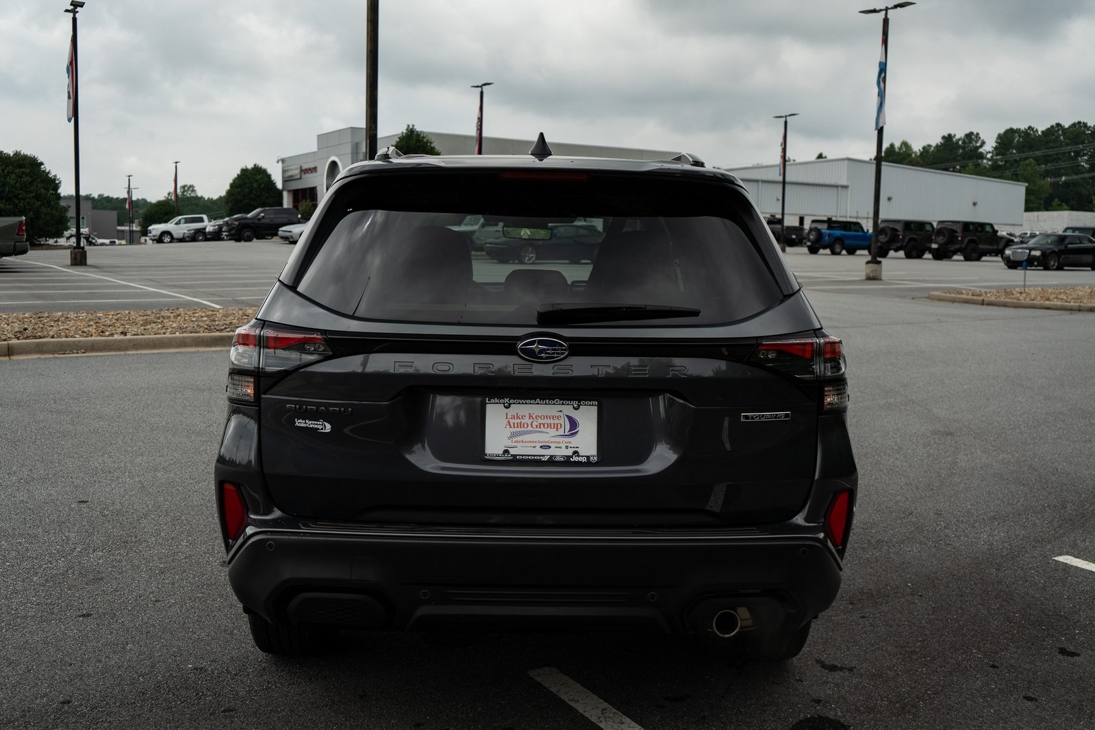 2025 Subaru Forester Touring photo 6