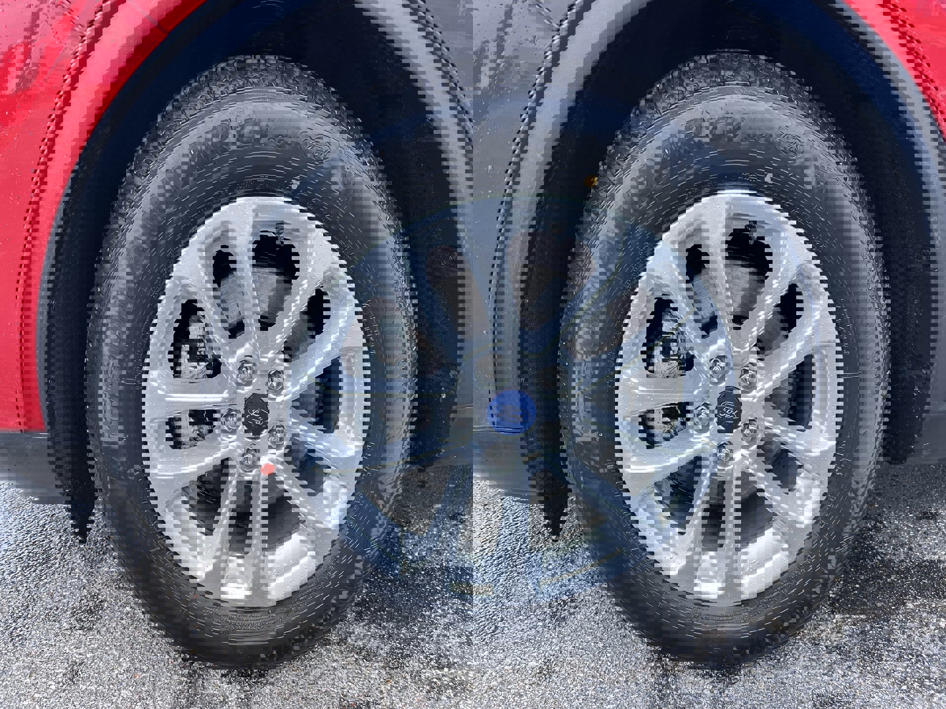 Used 2020 Ford Escape SE with VIN 1FMCU0G67LUB04148 for sale in Kansas City