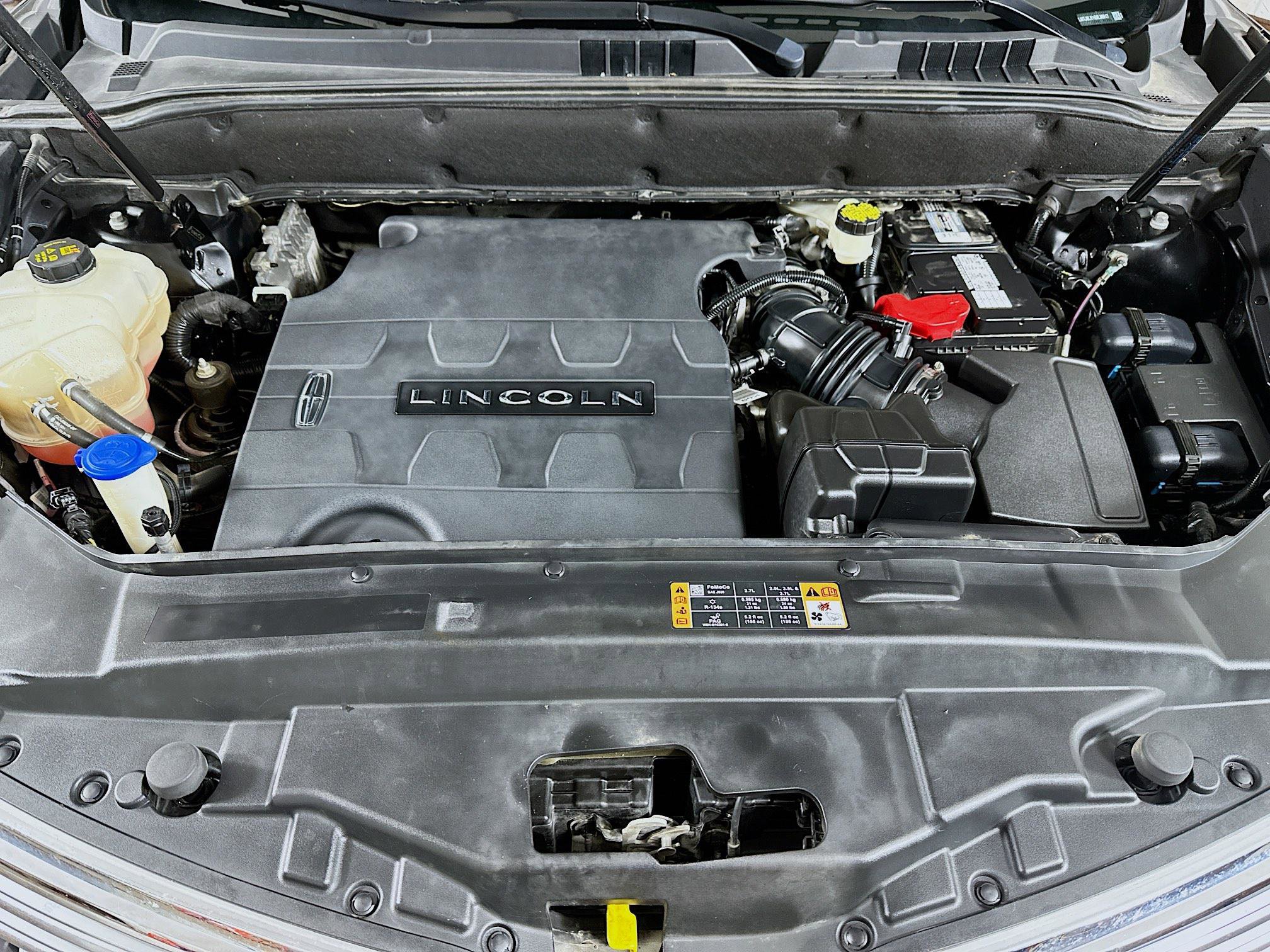 2016 Lincoln MKX Reserve photo 28