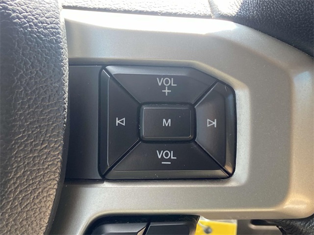 2022 Ford F-250 Lariat photo 14
