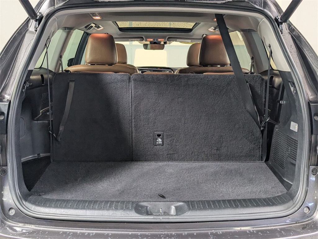 2017 Toyota Highlander Limited Platinum photo 10