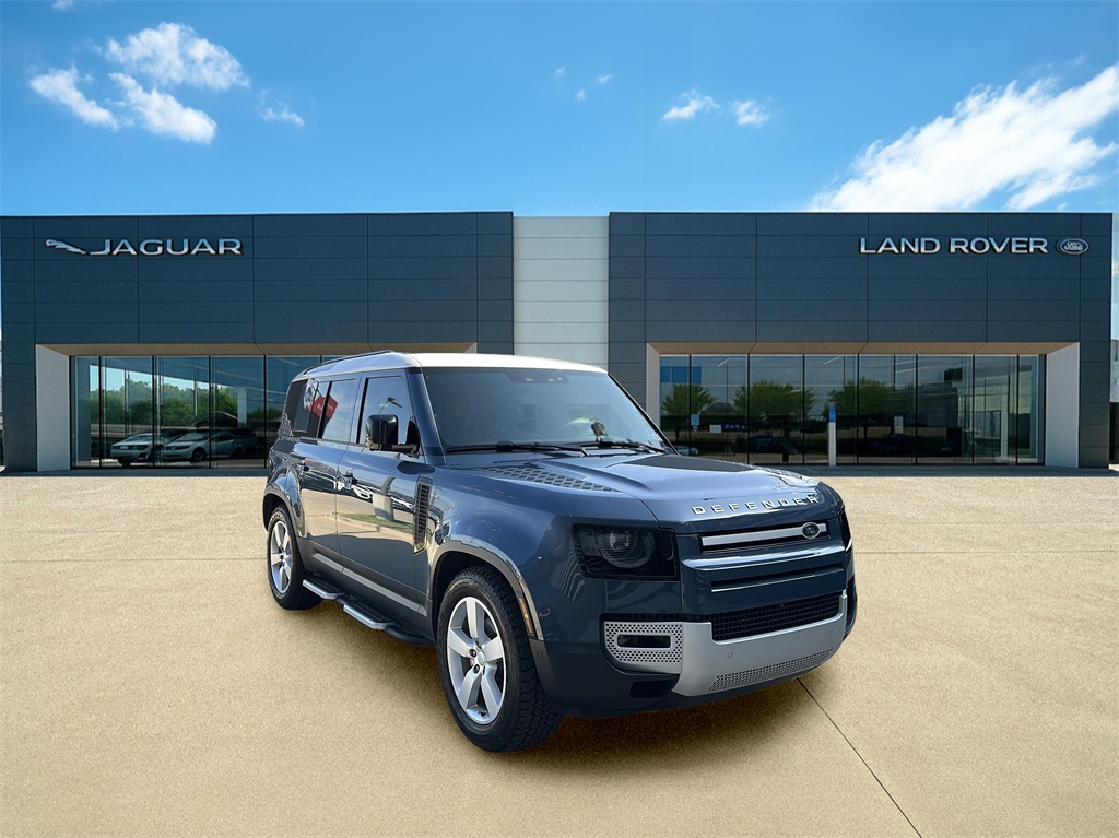 2025 Land Rover Defender 110 S photo 4