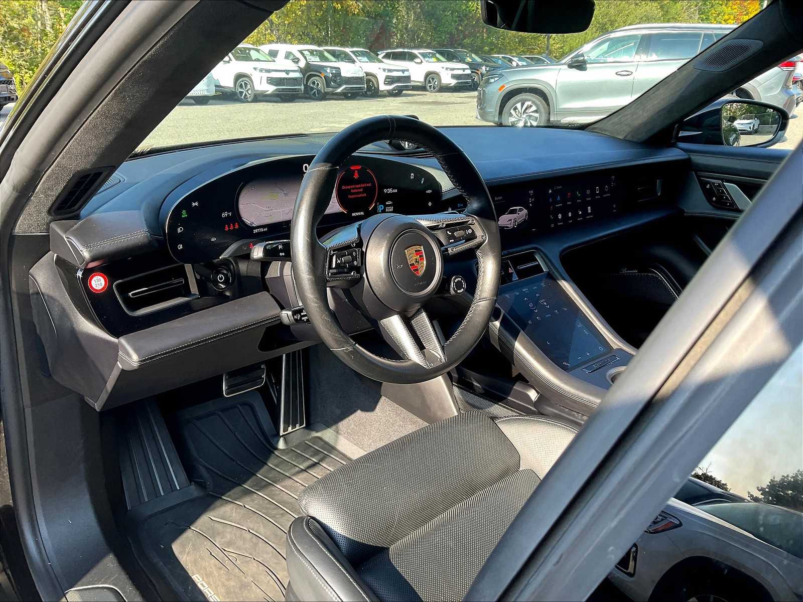 2021 Porsche Taycan Turbo S photo 8