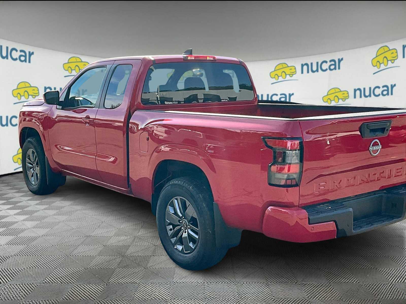 2025 Nissan Frontier SV photo 4
