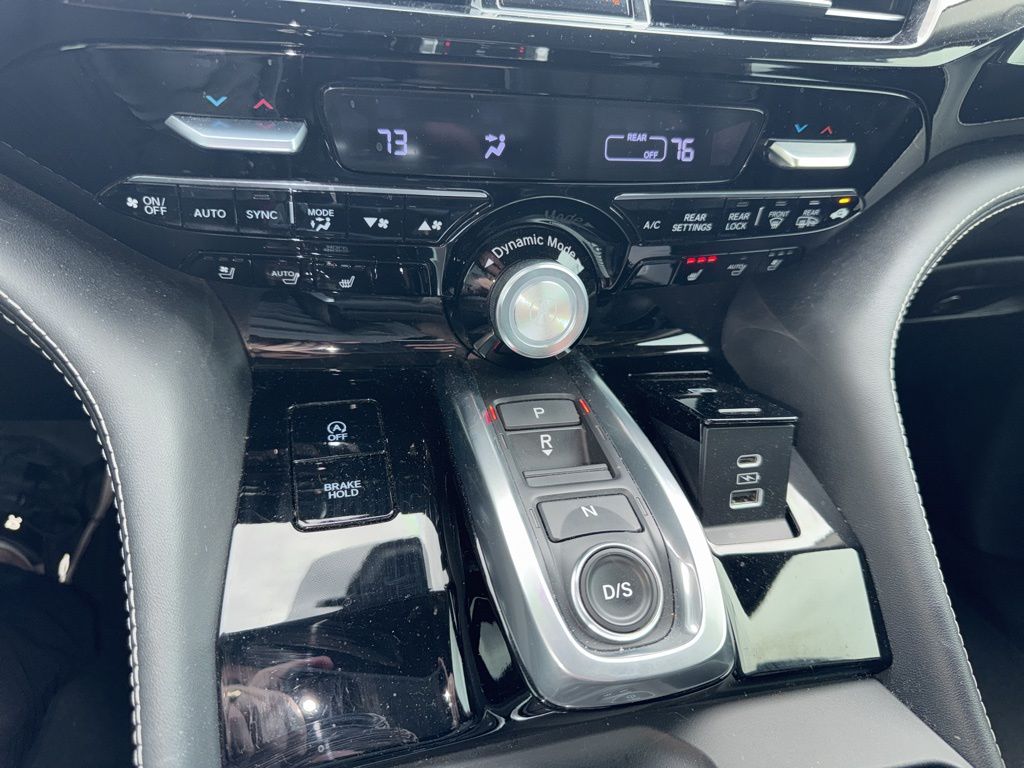 2022 Acura MDX Advance photo 12