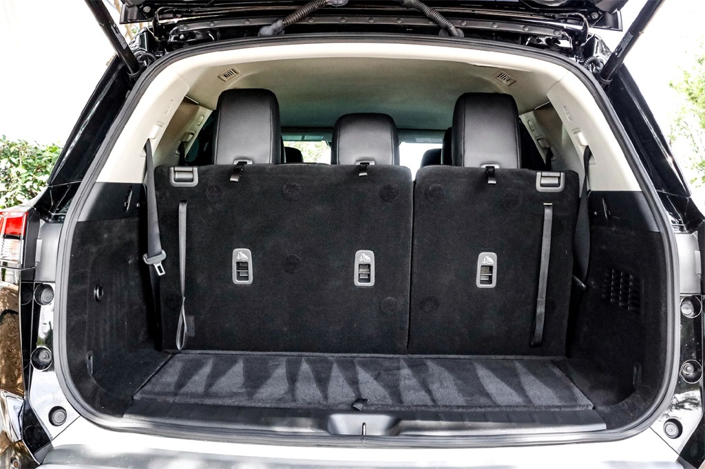 2023 Nissan Pathfinder SL photo 31