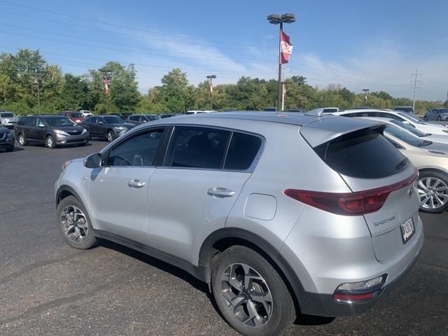 2020 Kia Sportage LX photo 3