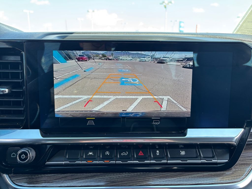 2024 Chevrolet Silverado 1500 LT photo 17