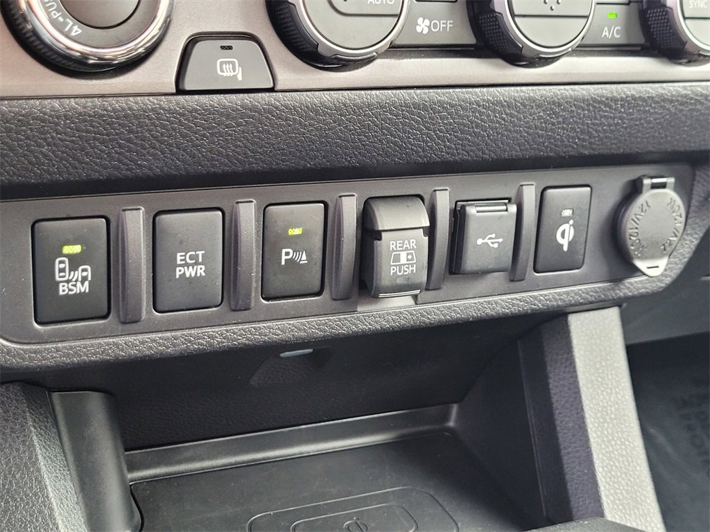 2022 Toyota Tacoma TRD Pro V6 photo 21