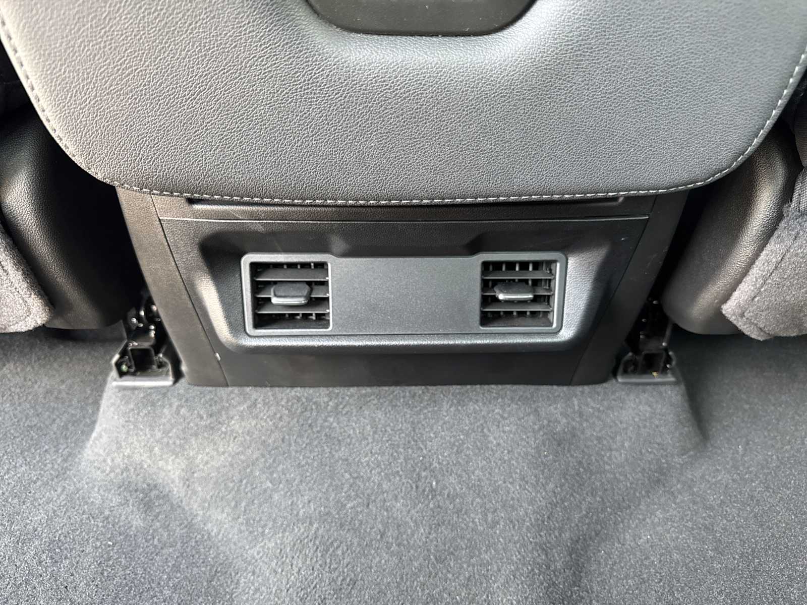 2024 Chevrolet Silverado 1500 LT photo 35