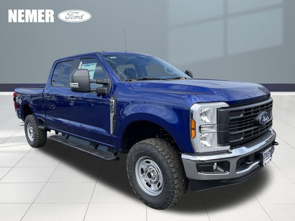 2026 Ford F-250 Super Duty XL's photo