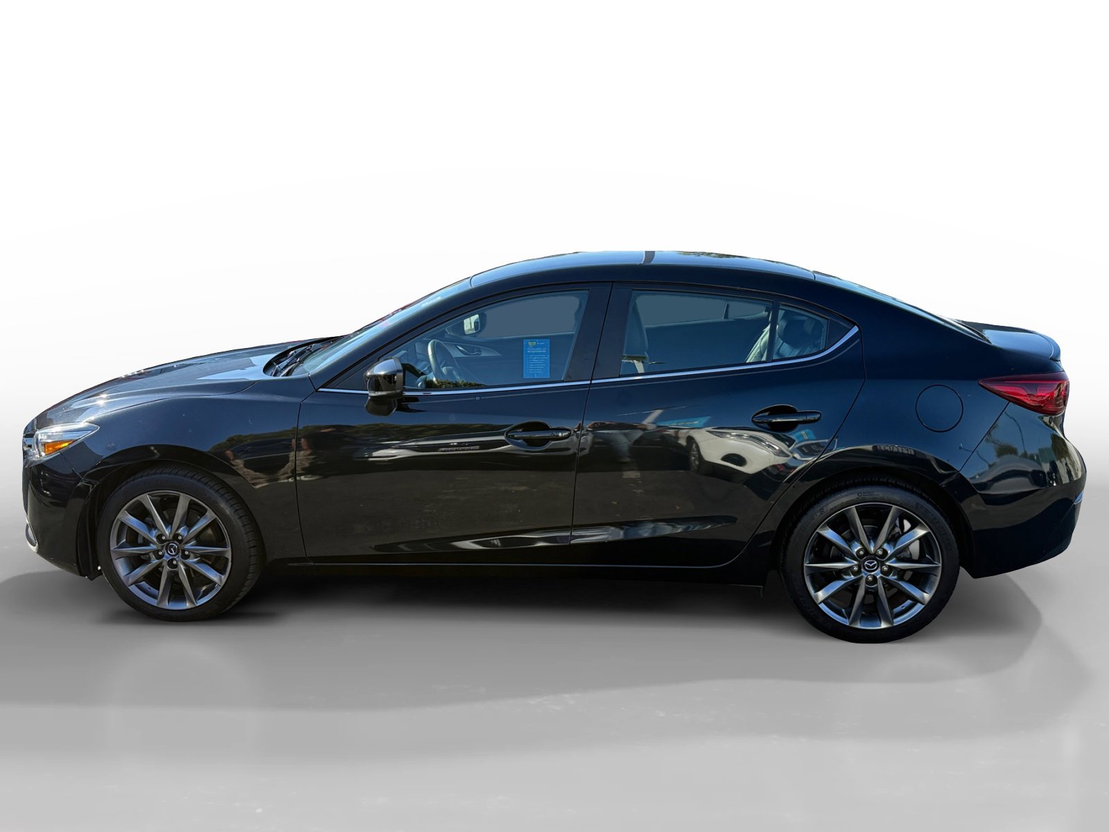 2018 Mazda Mazda3 Touring photo 2