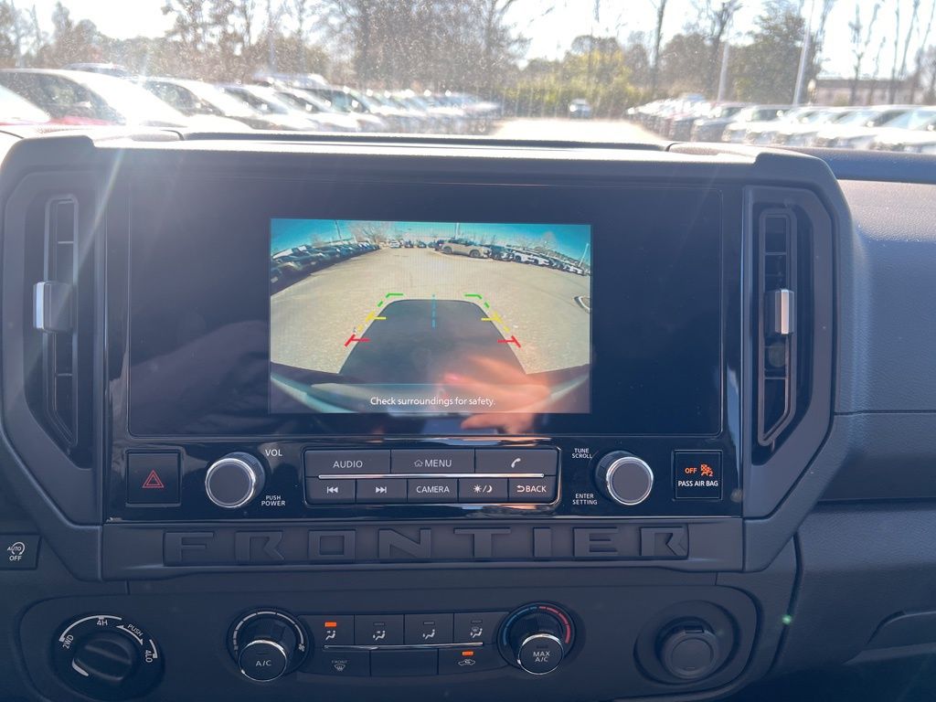 2025 Nissan Frontier King Cab S photo 11