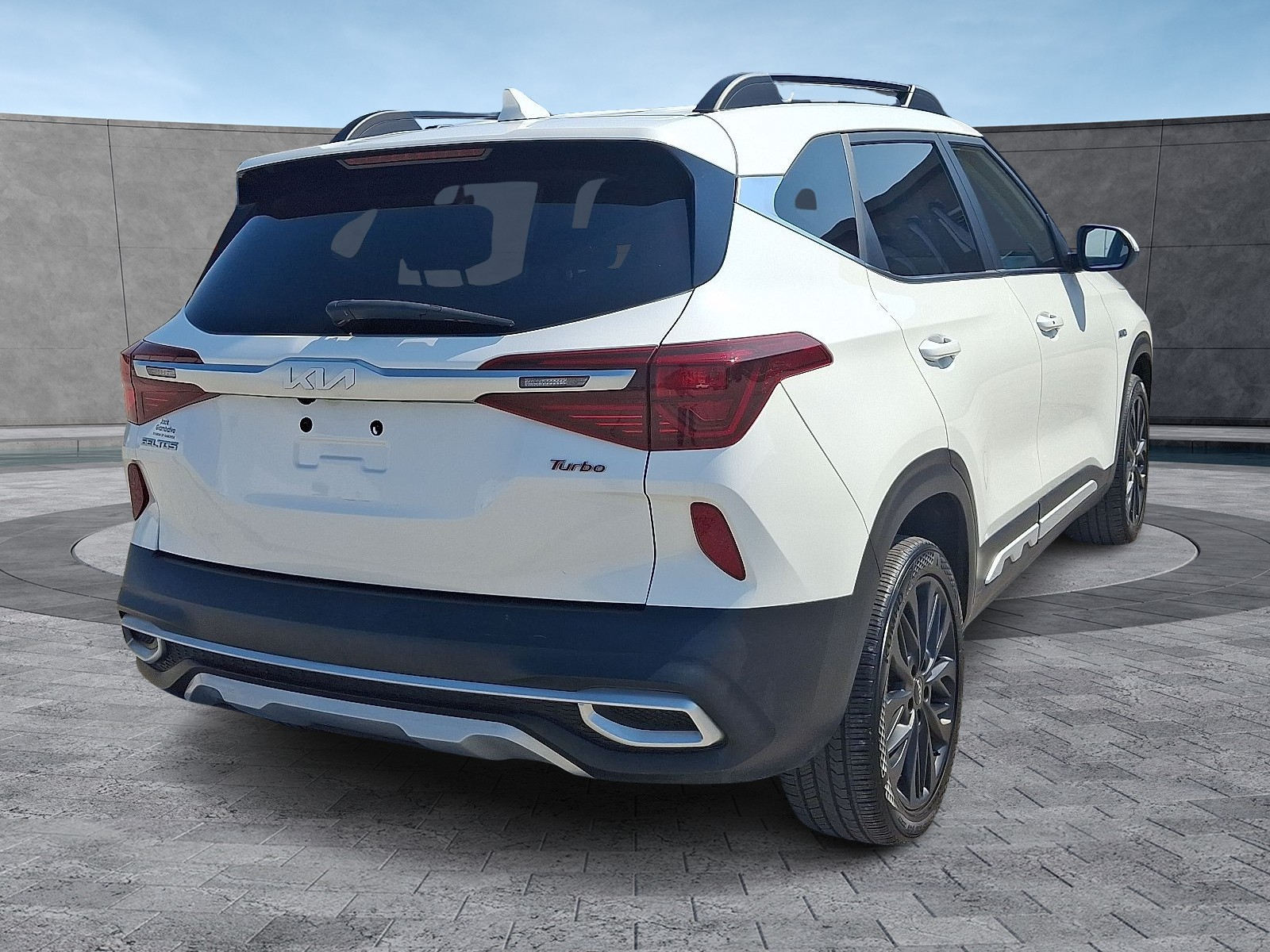 2022 Kia Seltos Nightfall Edition photo 8