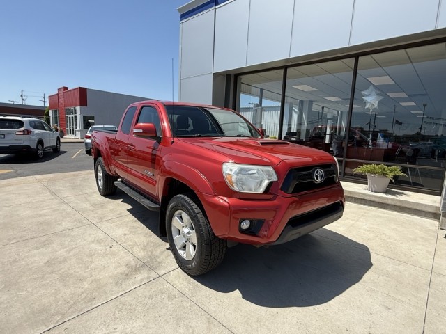 Pre-Owned 2014 Toyota Tacoma Base 4D Access Cab in McPherson #P7566 ...