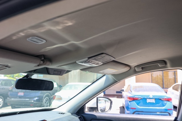 2022 Nissan Pathfinder SV photo 12