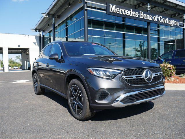 2026 Mercedes-Benz GLC Base's photo