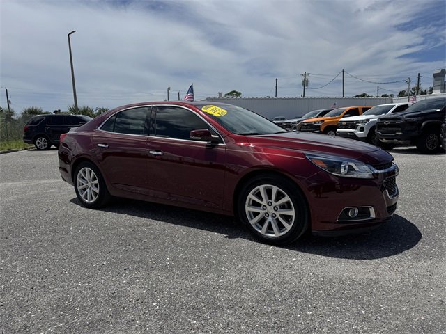 2015 Chevrolet Malibu LTZ photo 2