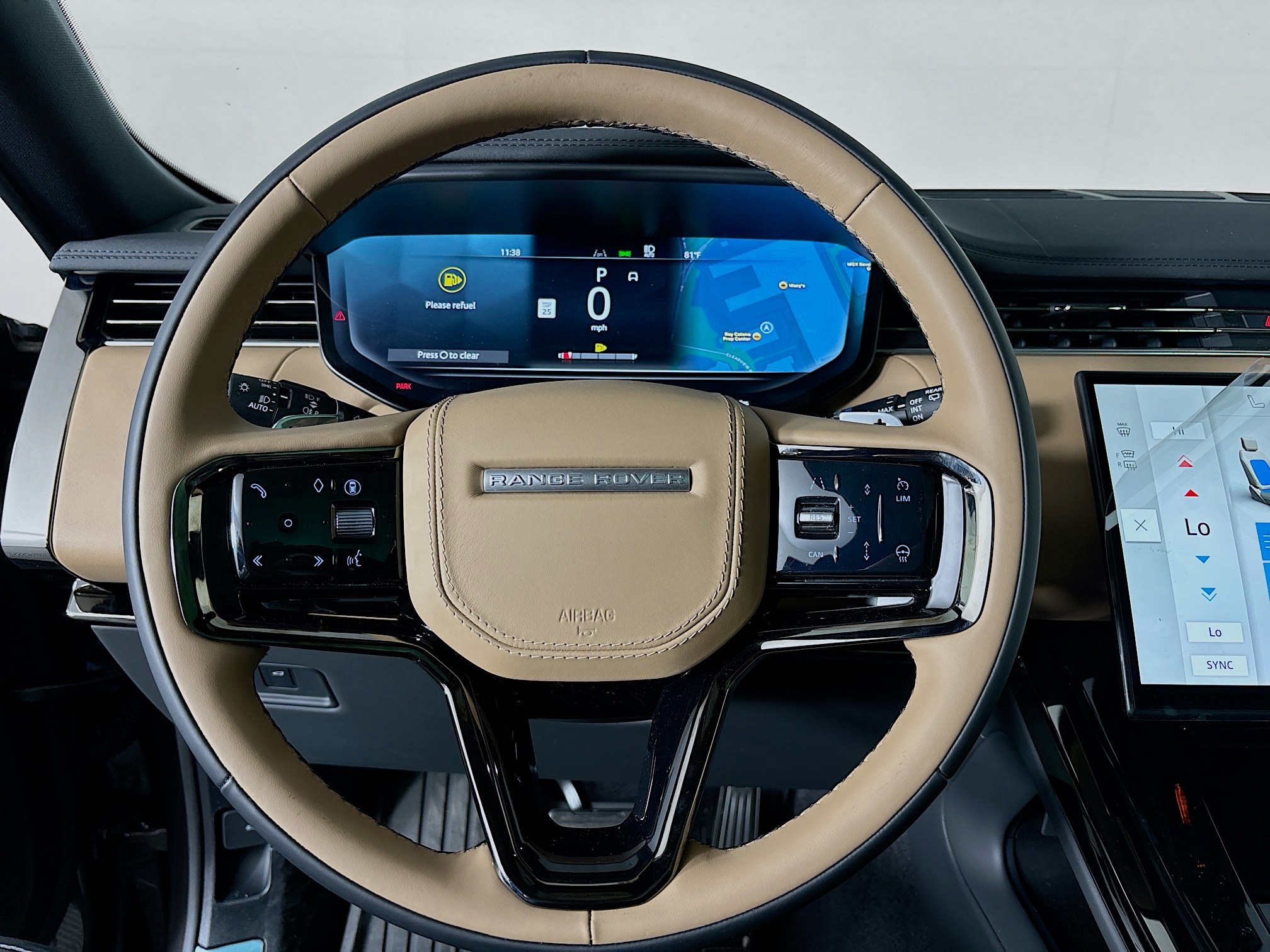 2025 Land Rover Range Rover Sport SE photo 11