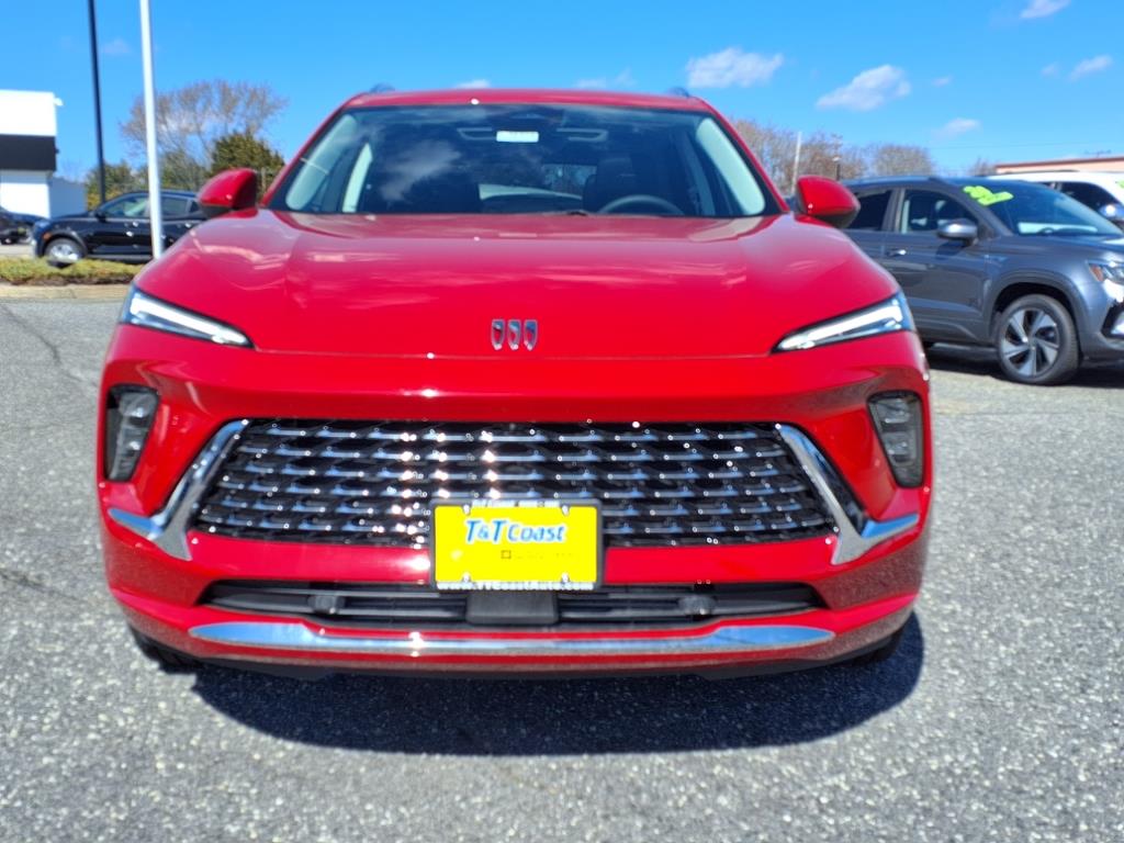 2025 Buick Envision Avenir photo 2