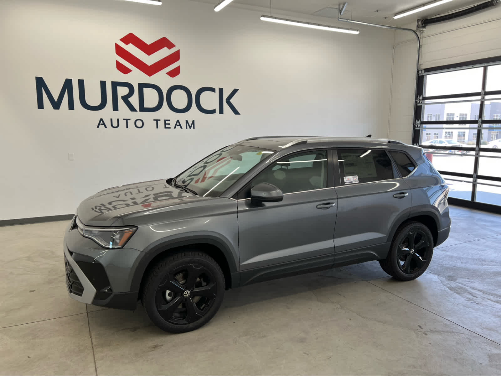 2025 Volkswagen Taos SEL's photo